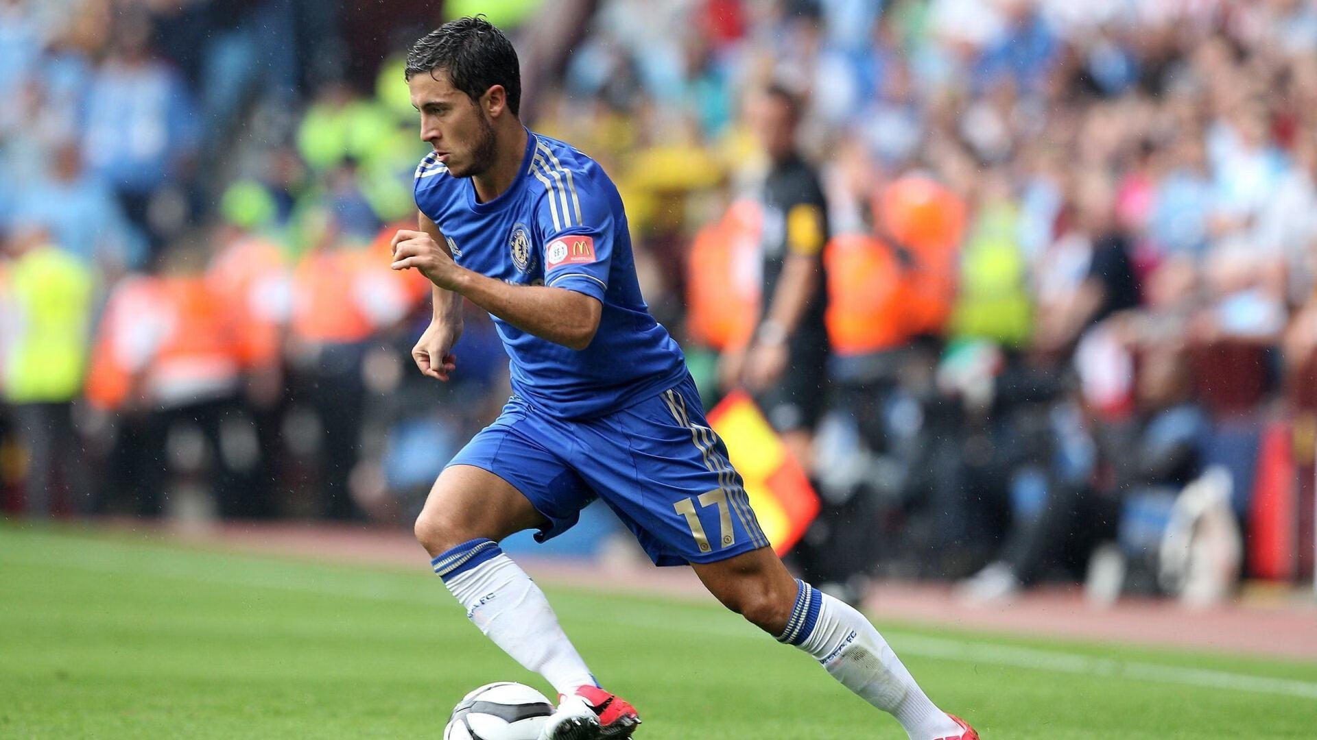 《英雄联盟》“全球预选”点燃战火,冠军激烈争夺!