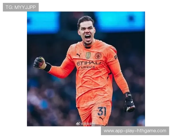 曼城门将零封再添一场，防守体系趋于完善，曼城门将出击视频